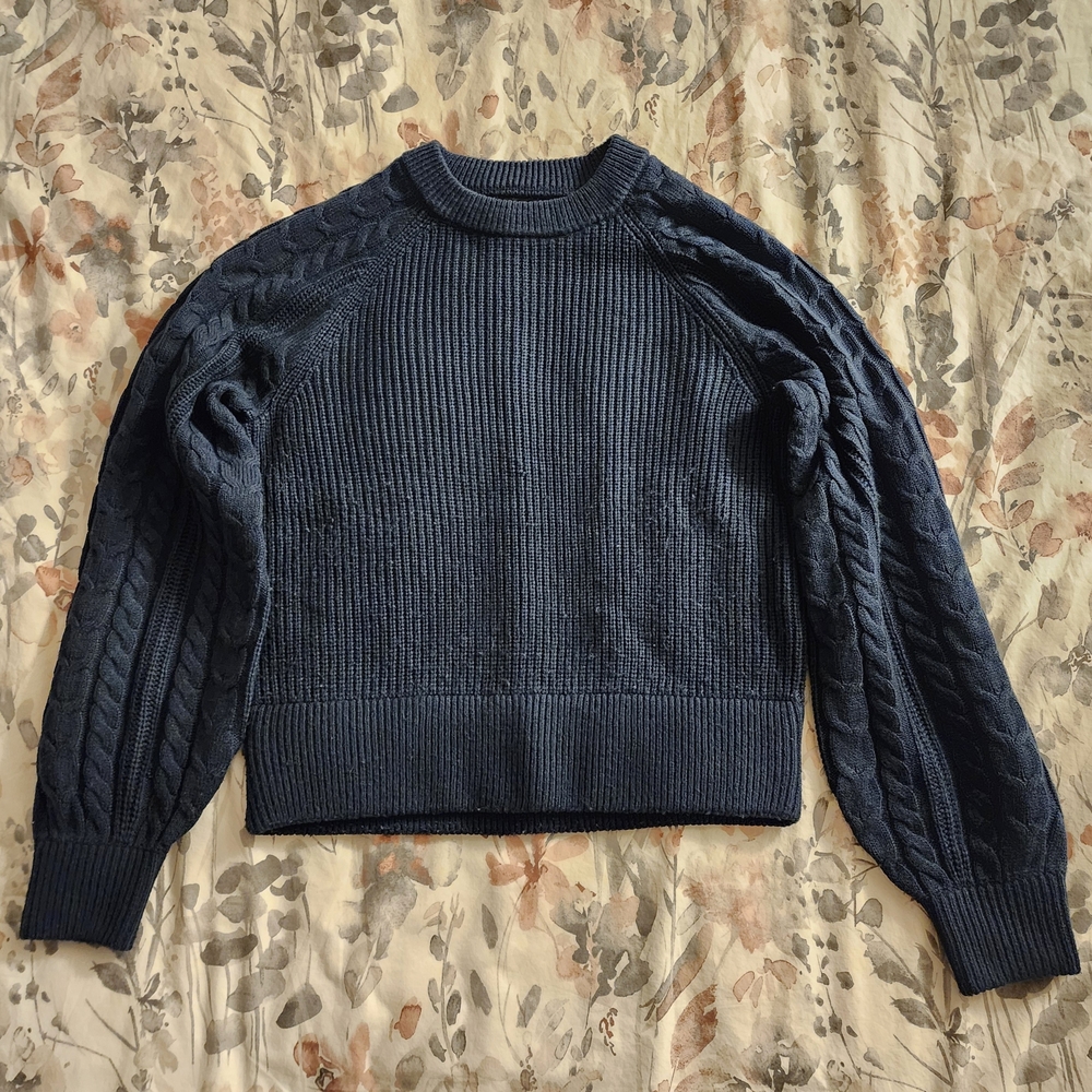 RW&CO. Navy Ribbed Knit Sweater